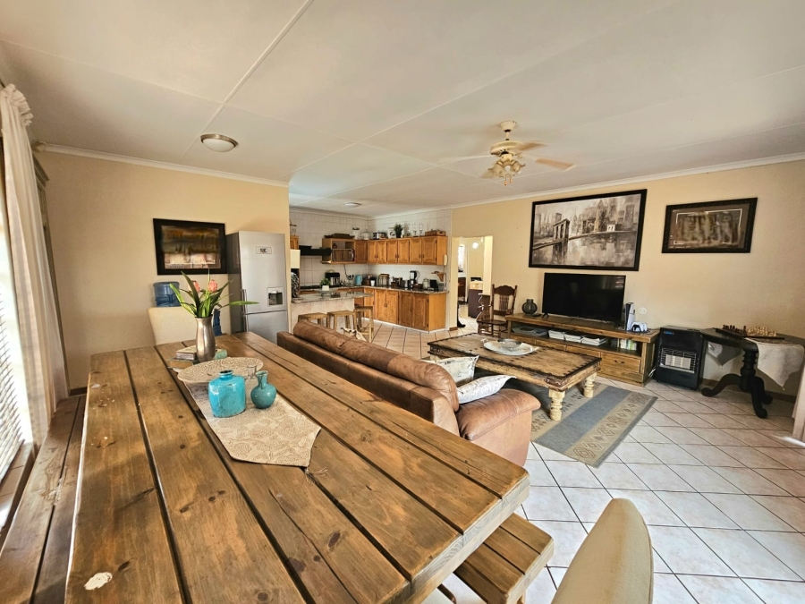 3 Bedroom Property for Sale in Van Der Hoff Park North West